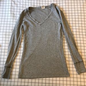 COPY - Victoria’s Secret Pink Long Sleeve V neck Thermal Gray size M